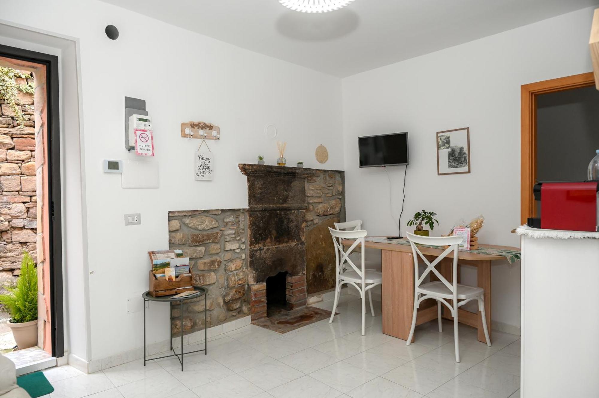 Karlin'S House Anzi - Albergo Diffuso Εξωτερικό φωτογραφία